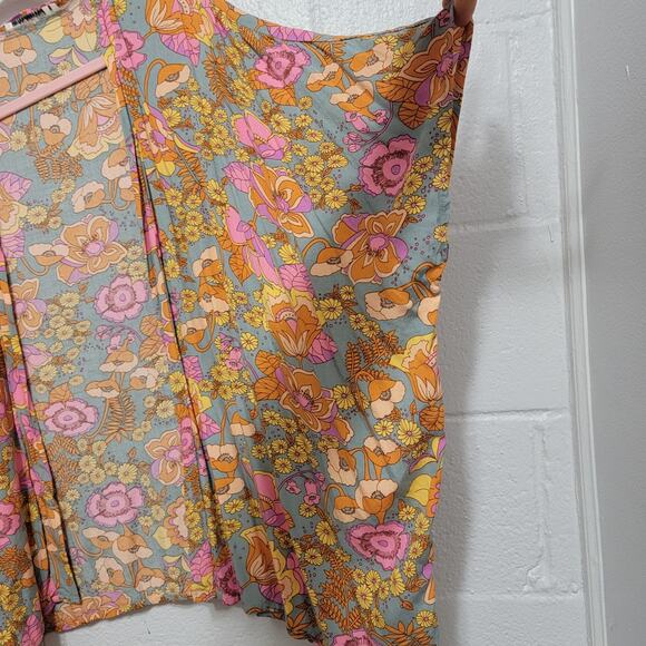 Beach Cover - Picture 6 of 9